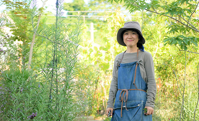 ちょうどいい庭 に向き合う 心地よい暮らしを提案するフリーのガーデンデザイナー A Woman