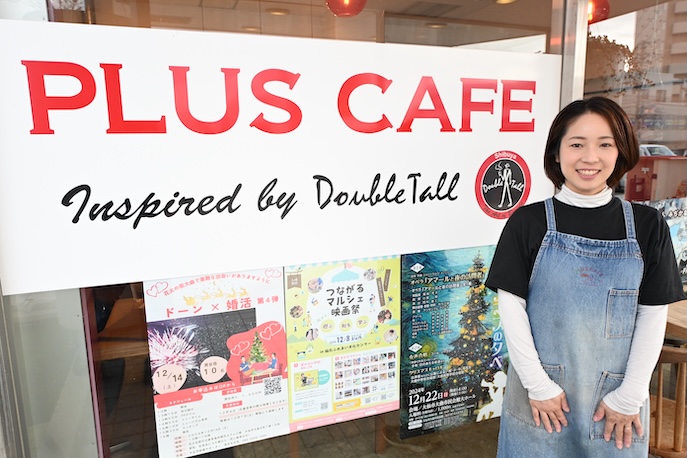 「花火が好き」で移住。カフェ店主として社会人落語家として、人と人をつなげる