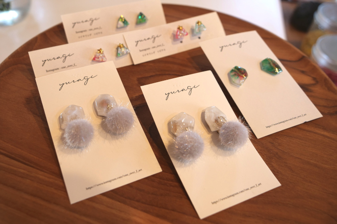 〈にかほ市〉海岸の漂着物に輝きを。アップサイクルアクセサリーブランド「yuragi」